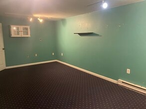 211 Mallard Ln in Bushkill, PA - Building Photo - Building Photo