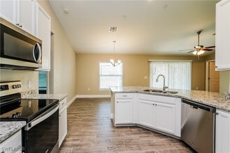 2903 8th St W in Lehigh Acres, FL - Building Photo - Building Photo