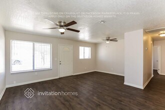 1635 E Violet Dr in Phoenix, AZ - Building Photo - Building Photo