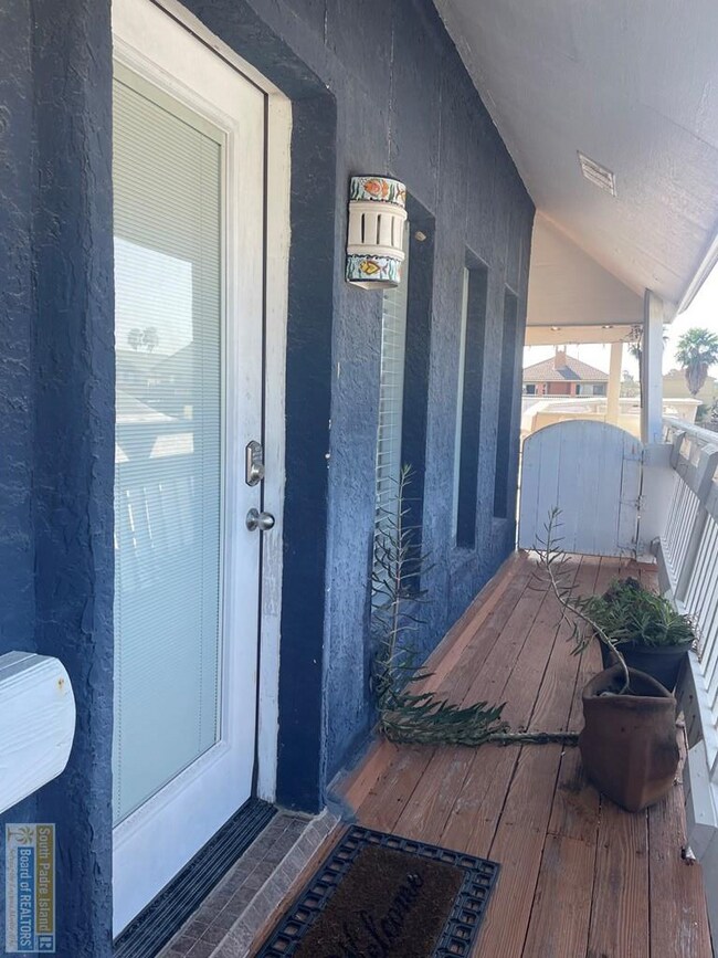 921 Bass Ave in Port Isabel, TX - Building Photo - Building Photo