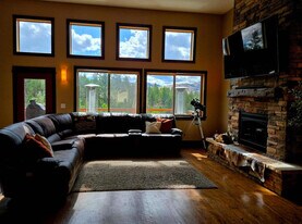 5340 Seabiscuit Dr in Helena, MT - Building Photo