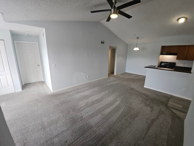 5160 Conroy Rd, Unit 831 in Orlando, FL - Foto de edificio - Building Photo