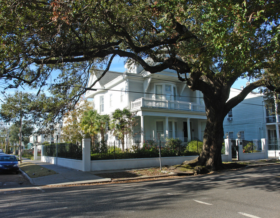 1625 Prytania St in New Orleans, LA - Building Photo