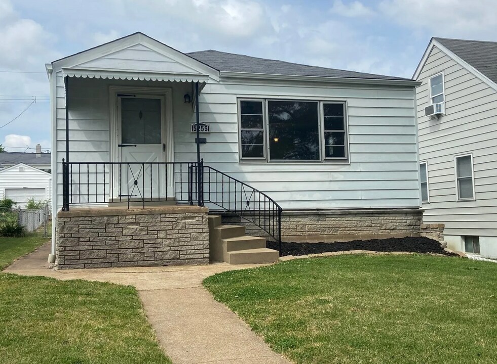 5255 Potomac St in St. Louis, MO - Building Photo