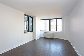 West End Towers in New York, NY - Building Photo - Interior Photo