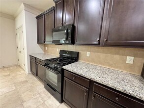 609 Stonehurst Ln in Canton, GA - Building Photo - Building Photo