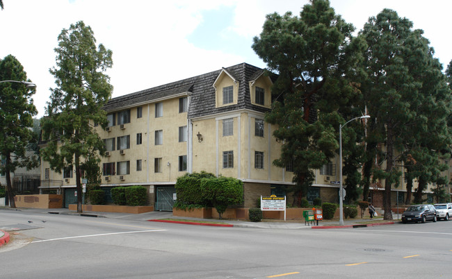 Harvard in Los Angeles, CA - Foto de edificio - Building Photo