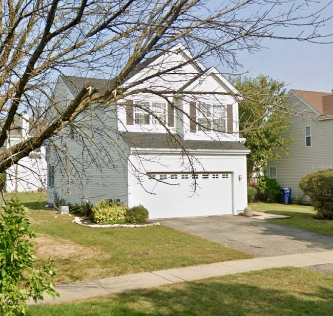 property at 2223 Periwinkle Ln