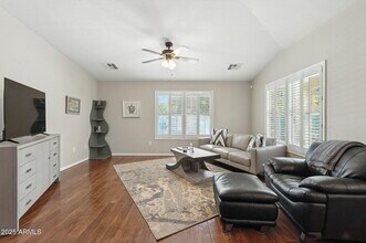 15927 N 171st Dr in Surprise, AZ - Foto de edificio - Building Photo