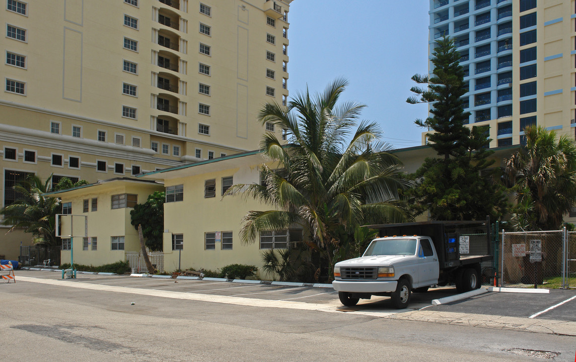 3110 Auramar St in Fort Lauderdale, FL - Foto de edificio