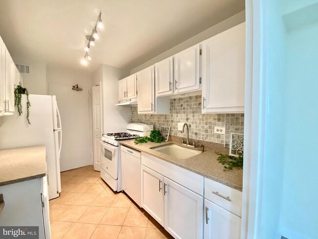 property at 1900 Lyttonsville Rd