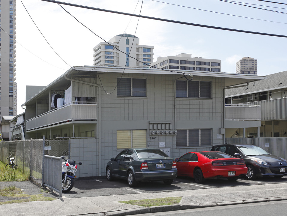 2307 Fern St in Honolulu, HI - Building Photo