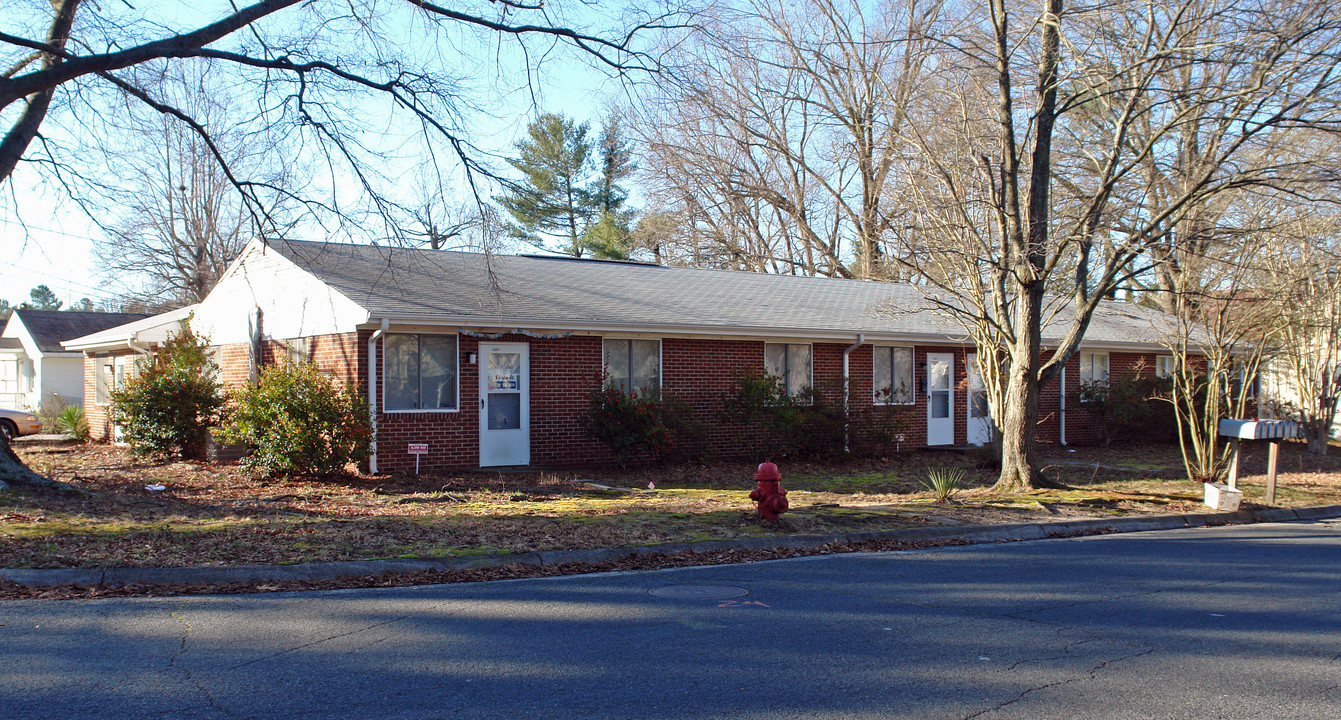 2201-2209 Pike St in Durham, NC - Building Photo