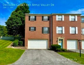 202 Orchard Ct in Red Lion, PA - Building Photo - Building Photo