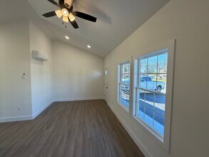 800 E Engineer St in Corbin, KY - Building Photo - Building Photo