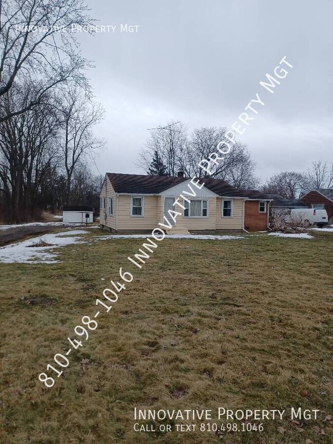 7049 Miller Rd in Swartz Creek, MI - Building Photo - Building Photo