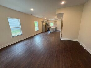 4691 Heiskell Dr in Chattanooga, TN - Foto de edificio - Building Photo