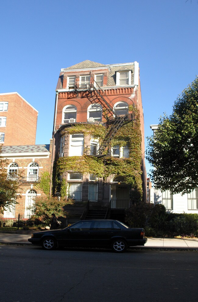 1525 P St NW in Washington, DC - Building Photo - Building Photo