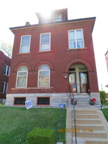 2026 E Adelaide Ave, Unit Downstairs in St. Louis, MO - Building Photo