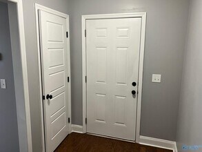 105 Summerset Ln in Huntsville, AL - Building Photo - Building Photo