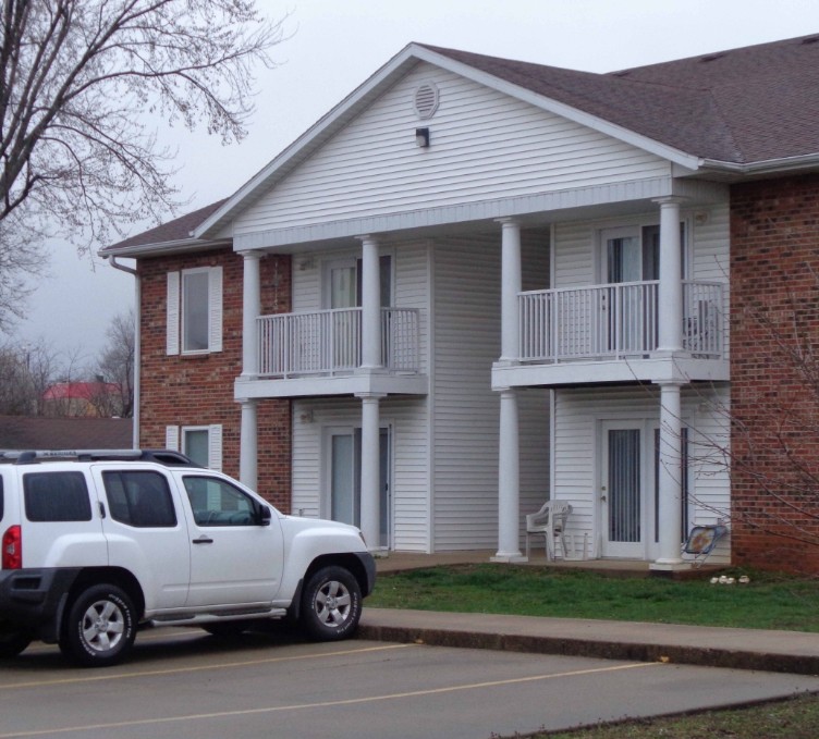 Cherokee Trails in Fredericktown, MO - Building Photo