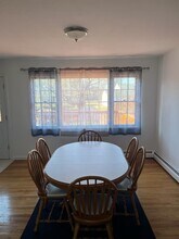 123 Folino Dr in Bridgeport, CT - Foto de edificio - Building Photo