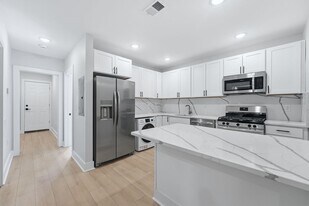 1205 Hillside Pl in North Bergen, NJ - Building Photo