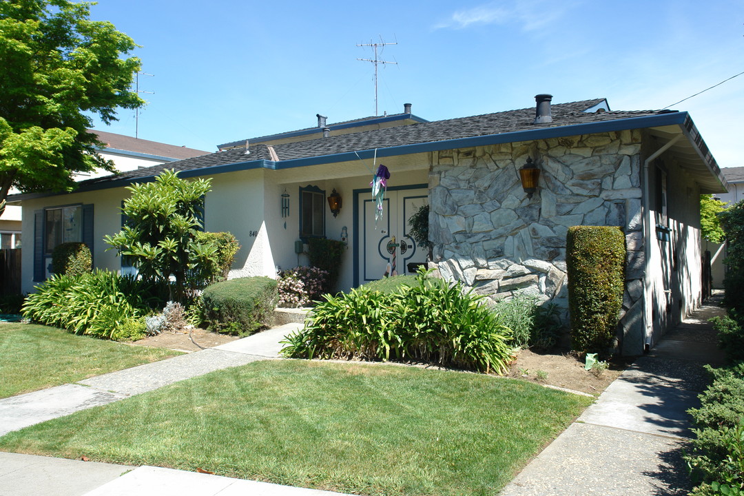 840 Opal Dr in San Jose, CA - Building Photo