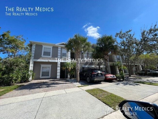 2390 Caravelle Cir in Kissimmee, FL - Building Photo - Building Photo