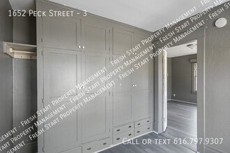 1652 Peck St in Muskegon, MI - Building Photo - Building Photo