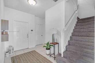 11451 NW 68th Terrace in Doral, FL - Building Photo - Building Photo