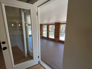 1415 Oakridge Dr in Blanco, TX - Building Photo - Building Photo
