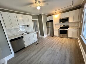 80 Cherry St in Milford, CT - Building Photo - Building Photo