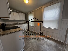 726 E 38th St in Savannah, GA - Building Photo - Building Photo