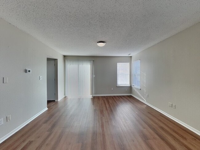 4322 Village Bend Dr in Indianapolis, IN - Building Photo - Building Photo