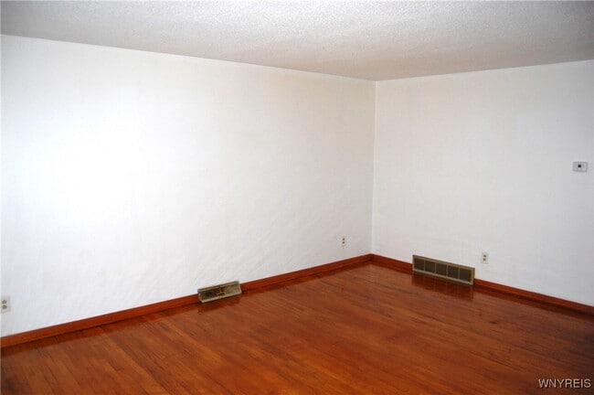 69 Sable Palm Dr in Cheektowaga, NY - Building Photo - Building Photo