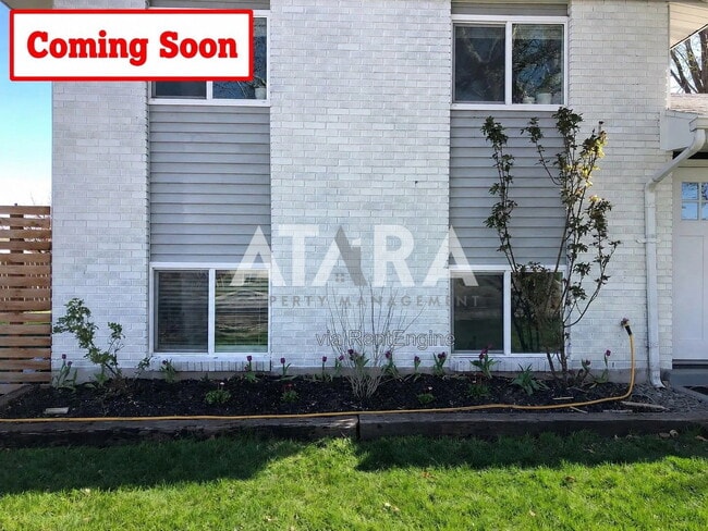 property at 3213 Rushton Ln