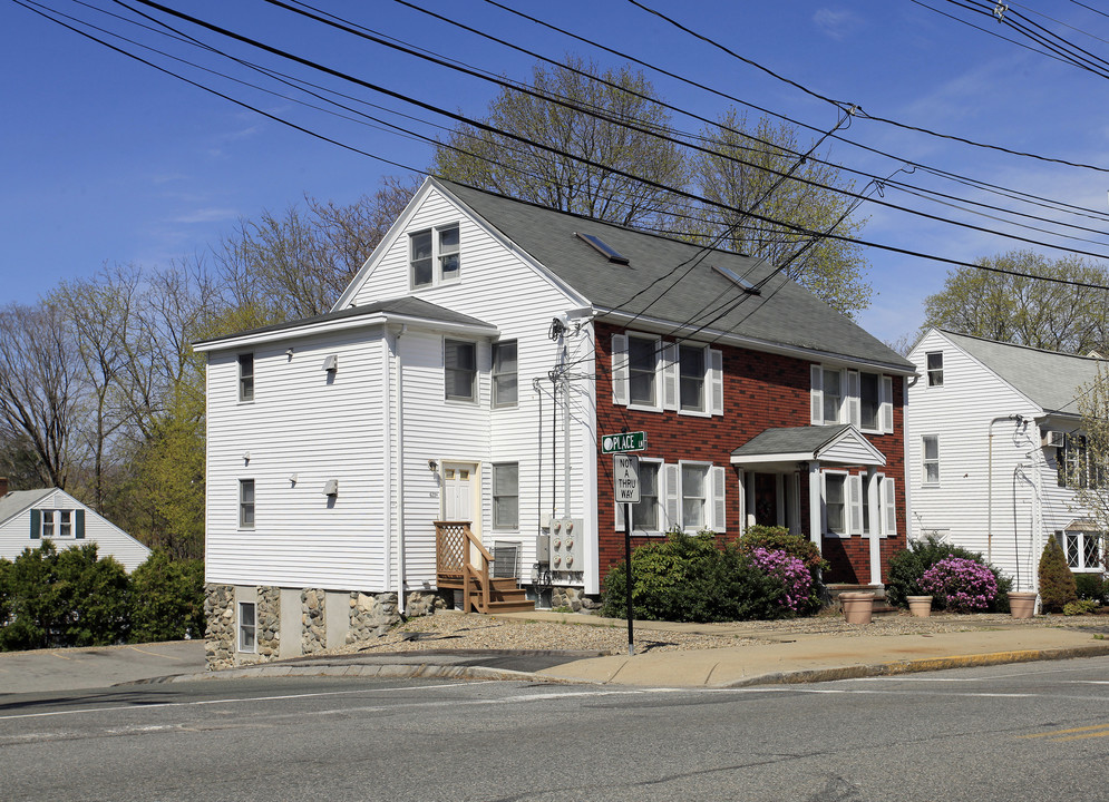 632 Main St in Woburn, MA - Foto de edificio