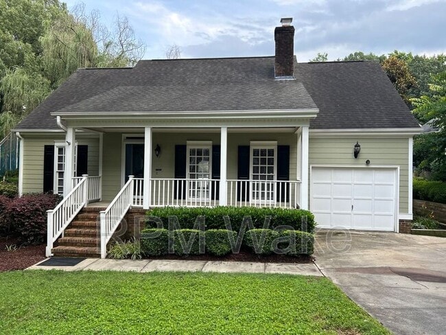 2808 Hiking Trail
