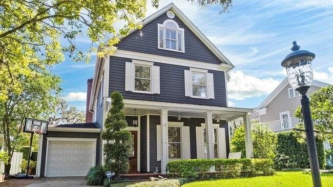 property at 1119 Belleaire Cir