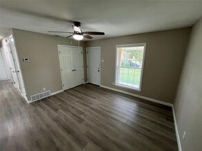 304 Ocean Dr in Richardson, TX - Building Photo - Building Photo