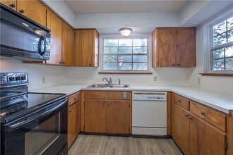 1500 White Cir in Cedar Park, TX - Building Photo - Building Photo