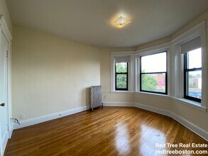 1152 Commonwealth Ave in Boston, MA - Building Photo - Building Photo