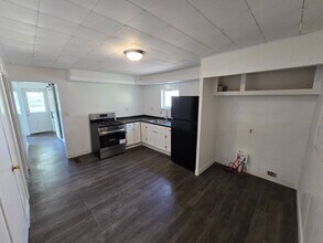 1216 Quarry Ave NW in Grand Rapids, MI - Foto de edificio - Building Photo