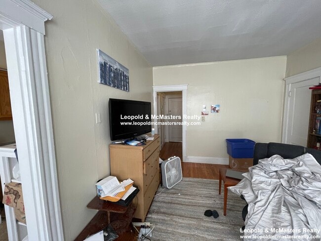 225 Kelton St, Unit 232 kelton 18 in Boston, MA - Foto de edificio - Building Photo