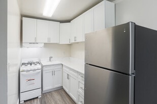 David Avenue in San Jose, CA - Building Photo