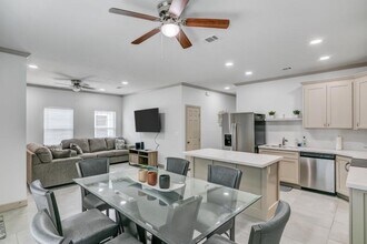 2923 Pecos St in Beaumont, TX - Building Photo - Building Photo