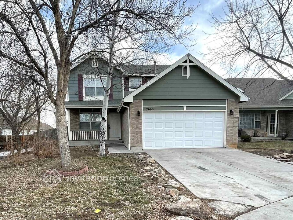 2668 Calkins Pl in Broomfield, CO - Building Photo