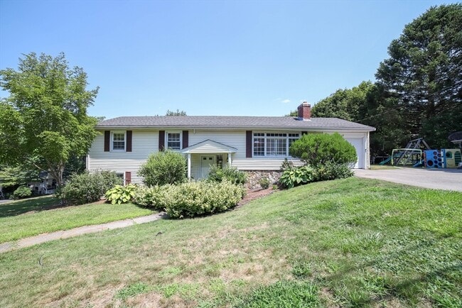 property at 3 Vega Dr