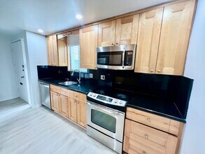 100 Hope St in Stamford, CT - Building Photo - Building Photo